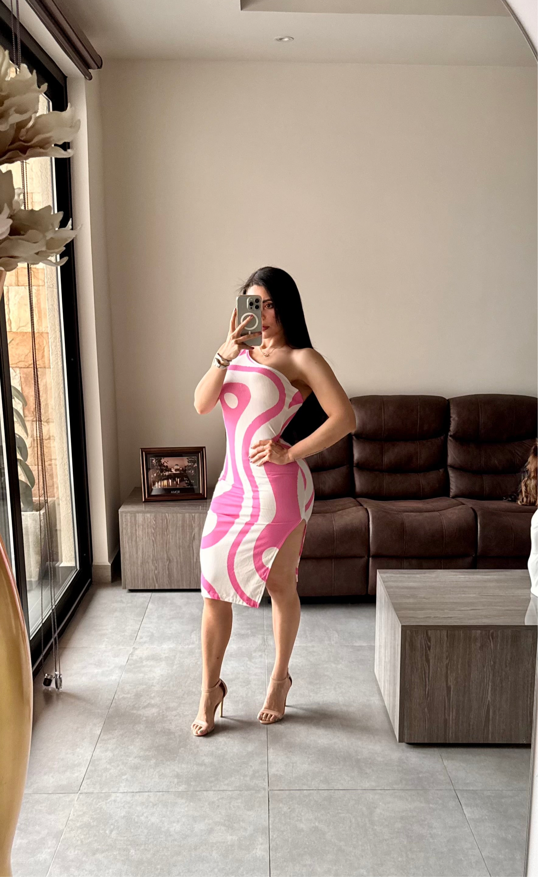 Vestido bicolor abertura en pierna