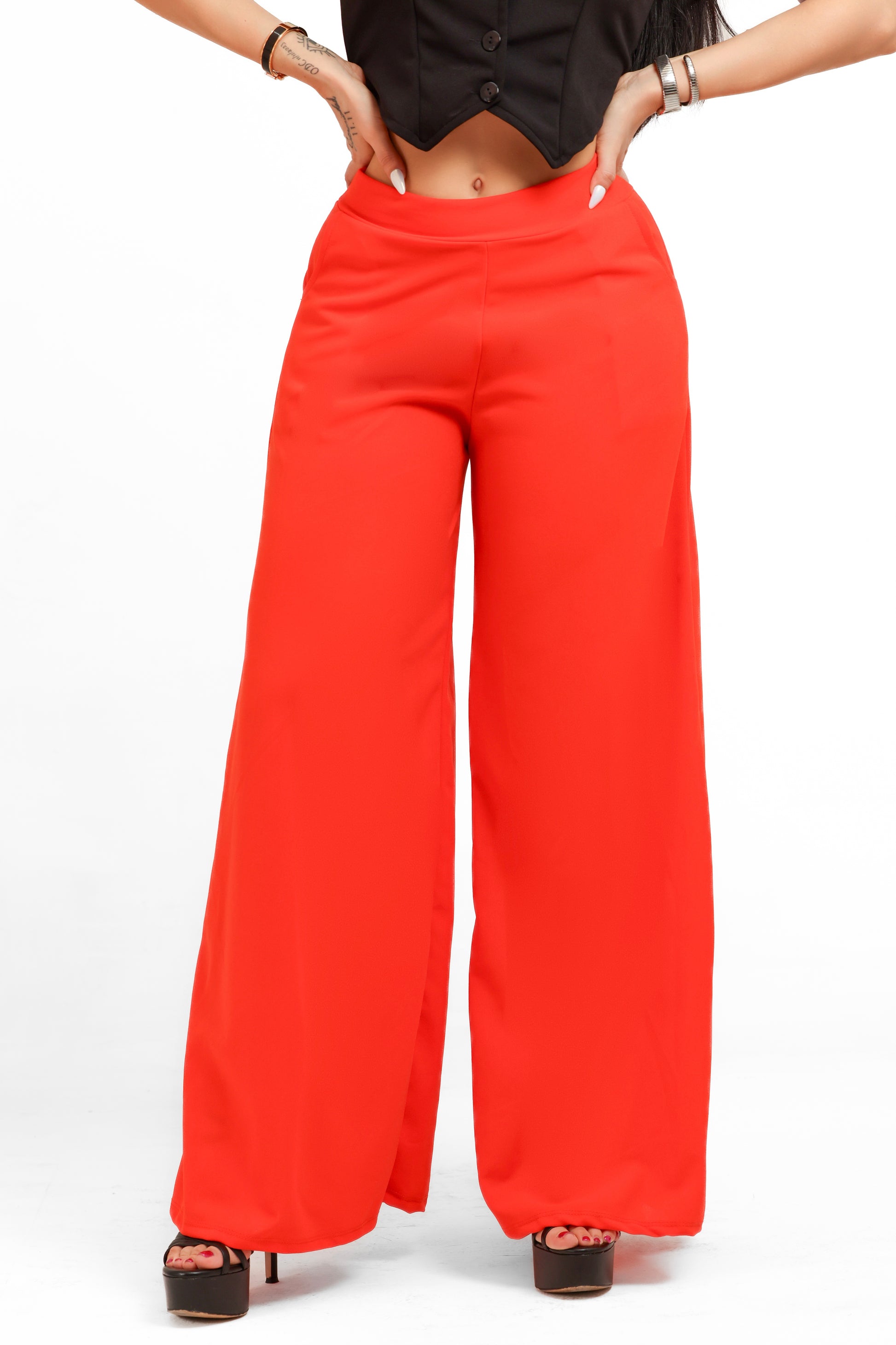 Pantalón acampanado