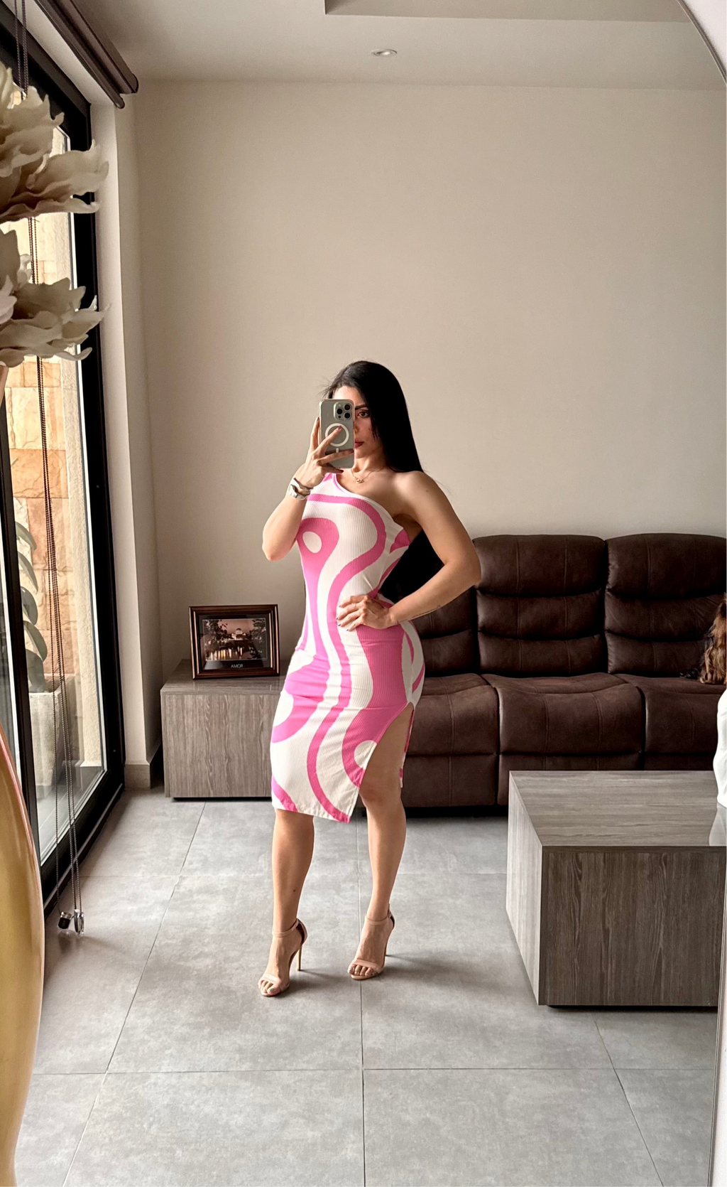 Vestido bicolor abertura en pierna